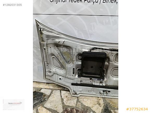 Hyundai Starex kaput