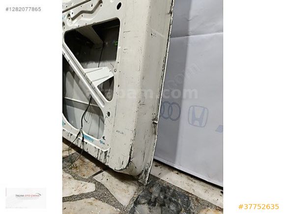 Ford Transit V184 Sağ Arka bagaj kapağı