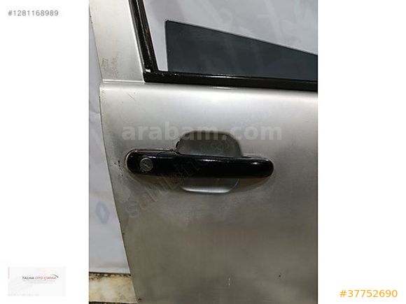 Volkswagen Caddy Sağ Ön Kapı Camı
