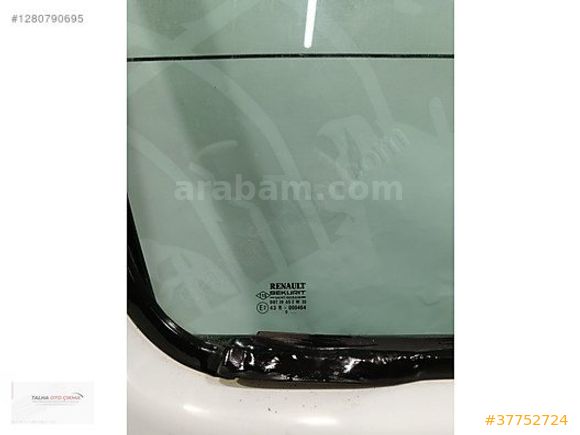 Renault Kangoo Sağ Ön Kapı Camı