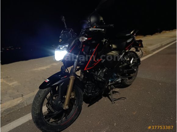 İLK SAHİBİNDEN 8500 KM'DE 2024 MODEL TRAMERSİZ DEĞİŞENSİZ