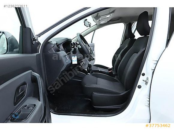 DERAN GROUP'DAN 2022 DACİA DUSTER OTOMATİK SUV ARAZİ ARACI