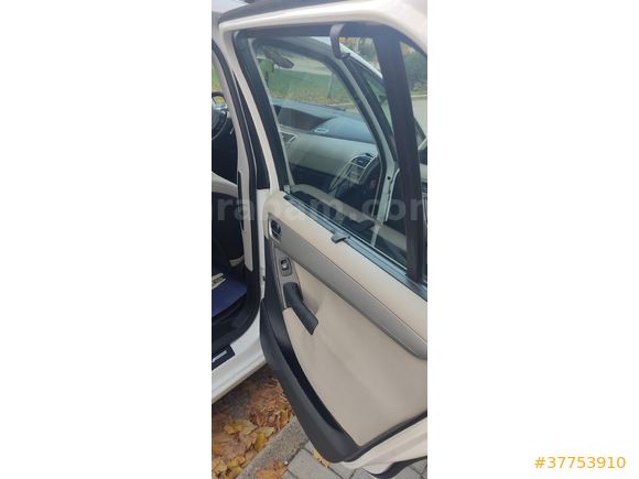 Sahibinden Citroen C4 Picasso 1.6 e-HDi Dynamic 2012 Model