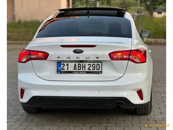 Sahibinden Ford Focus 1.5 TDCi Titanium 2020 Model
