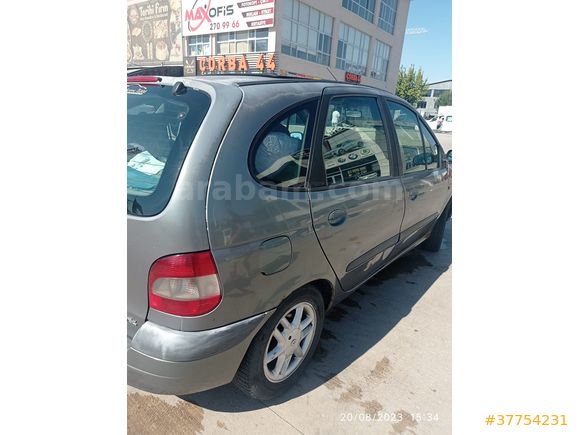 Sahibinden Renault Scenic 2.0 RXi 2000 Model