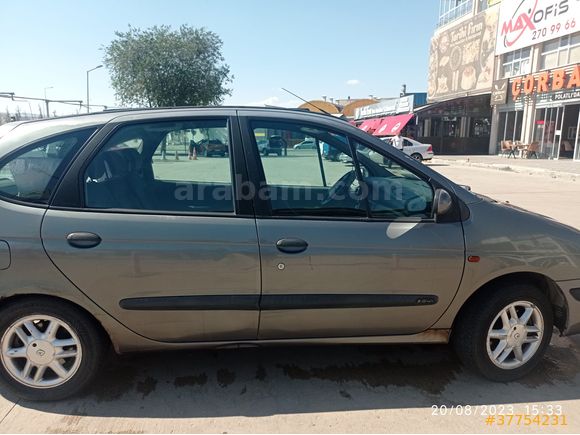 Sahibinden Renault Scenic 2.0 RXi 2000 Model