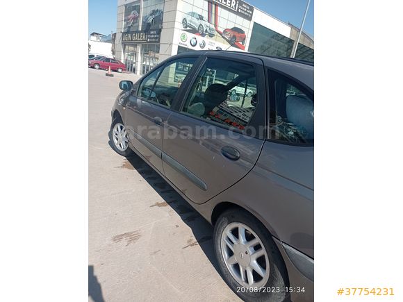 Sahibinden Renault Scenic 2.0 RXi 2000 Model