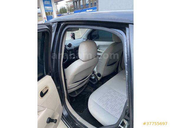 Sahibinden Sonruuflu Ford Fiesta 1.4 Comfort 2004 Siyah