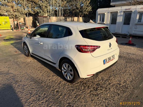 Sahibinden Renault Clio 1.0 TCe Joy 2022 Model 