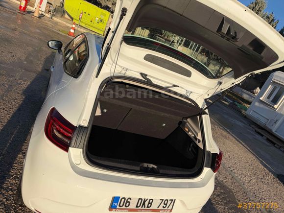 Sahibinden Renault Clio 1.0 TCe Joy 2022 Model 