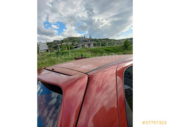 Acil Satılık  Palio 1.4 EL 2000 Model  228.000 km Bordo