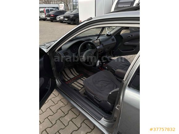Sahibinden Honda Civic 1.4 i S 1998 Model 