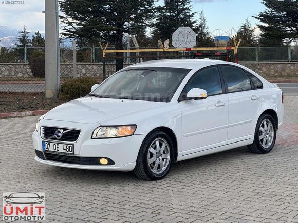 Ümit OTOMOTİV'den değişensiz 2.5 parça boyalı VOLVO S40