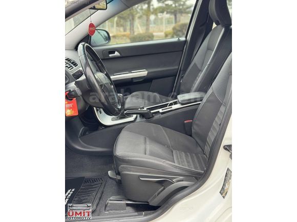 Ümit OTOMOTİV'den değişensiz 2.5 parça boyalı VOLVO S40