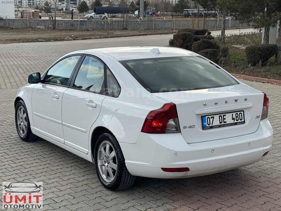 Ümit OTOMOTİV'den değişensiz 2.5 parça boyalı VOLVO S40