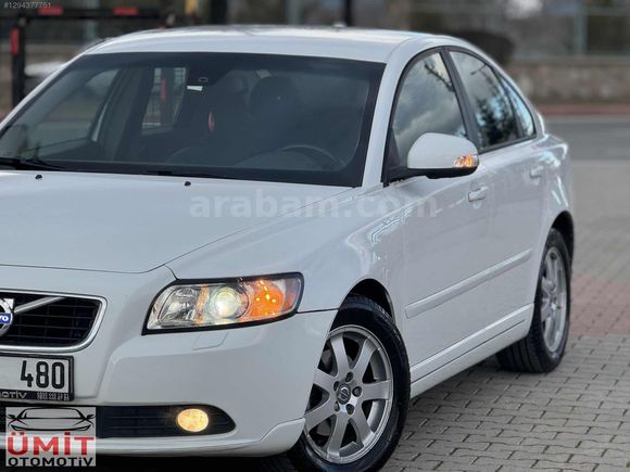 Ümit OTOMOTİV'den değişensiz 2.5 parça boyalı VOLVO S40