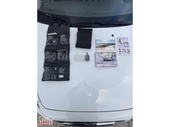 Ümit OTOMOTİV'den değişensiz 2.5 parça boyalı VOLVO S40