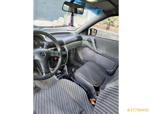 Sahibinden full orijinal sorunsuz Opel  Astra 