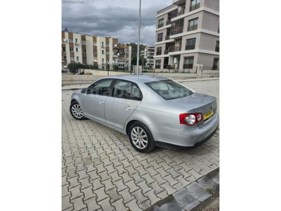 UYGAR OTOMOTİV DEN 2008 JETTA 1.6 MANUEL