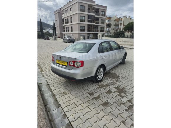 UYGAR OTOMOTİV DEN 2008 JETTA 1.6 MANUEL