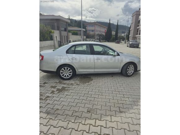 UYGAR OTOMOTİV DEN 2008 JETTA 1.6 MANUEL