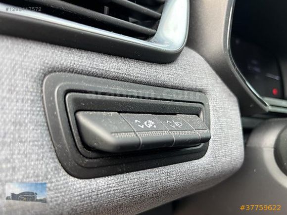 2024 Clio 1.0 TCE Evolution X-Tronic 10.106 KM / "%0,79 KREDİ"