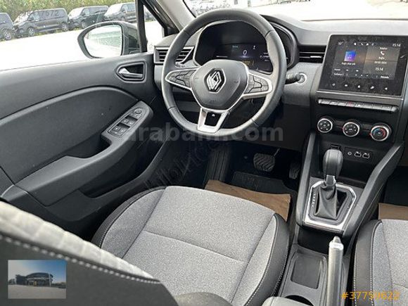 2024 Clio 1.0 TCE Evolution X-Tronic 10.106 KM / "%0,79 KREDİ"