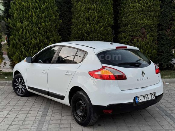 MYS MOTORS'DAN 2013 RENAULT MEGANE JOY 175 BİN PEŞİN 36 AY
