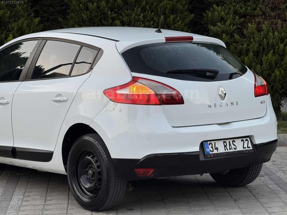 MYS MOTORS'DAN 2013 RENAULT MEGANE JOY 175 BİN PEŞİN 36 AY