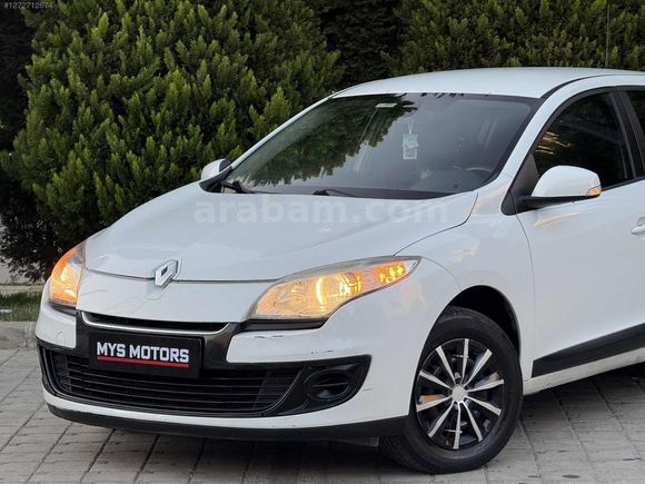 MYS MOTORS'DAN 2013 RENAULT MEGANE JOY 175 BİN PEŞİN 36 AY