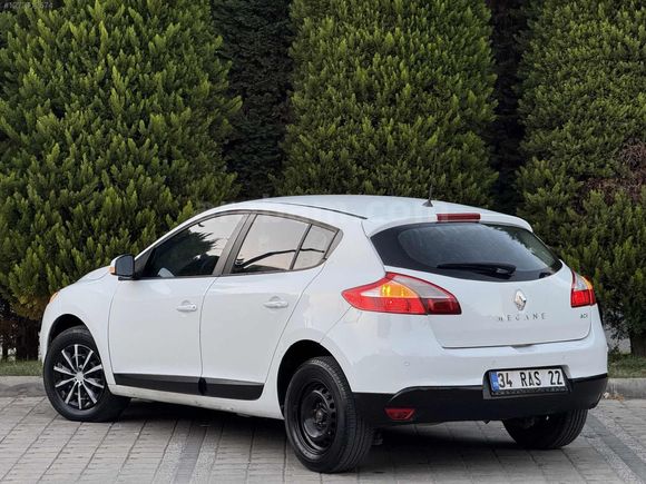 MYS MOTORS'DAN 2013 RENAULT MEGANE JOY 175 BİN PEŞİN 36 AY