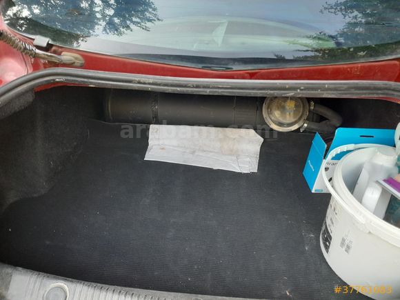 Sahibinden Renault Megane 1.6 Dynamique 2005 Model  334.000 km Kırmızı