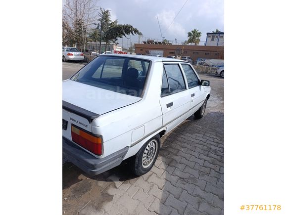 Sahibinden Renault R 9 1.4 Broadway 1992 Model