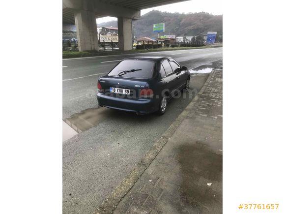 Sahibinden Hyundai Accent 1.5 GLS 1998 Model 