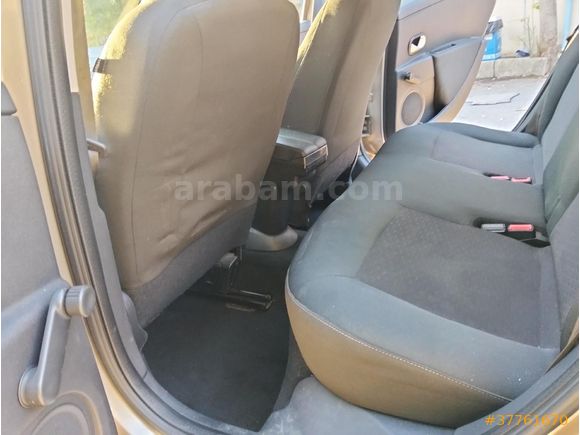 Sahibinden Renault Clio 1.2 TomTom Edition 2010 Model
