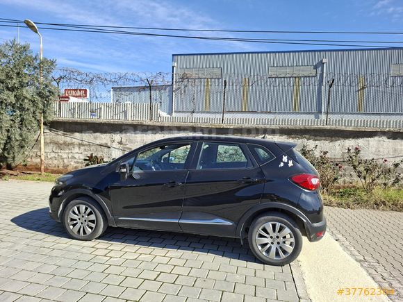 Sahibinden Renault Captur 0.9 Icon 2013 Model  112.000 km Siyah