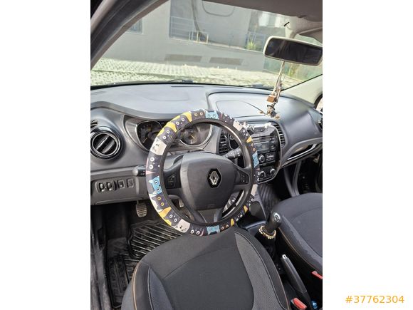 Sahibinden Renault Captur 0.9 Icon 2013 Model  112.000 km Siyah