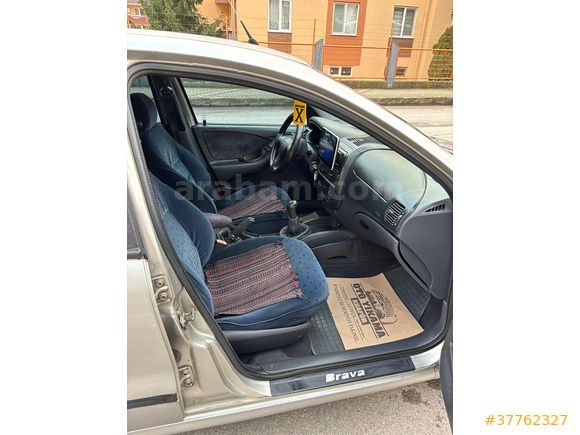 Öğrenciden Klimalı Fiat Brava 1.6 ELX 2001 