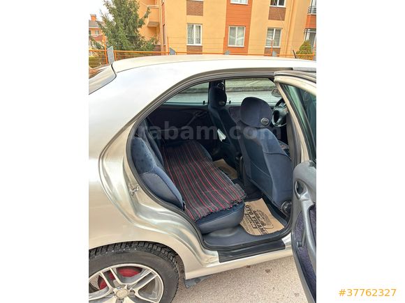 Öğrenciden Klimalı Fiat Brava 1.6 ELX 2001 