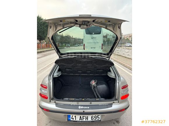 Öğrenciden Klimalı Fiat Brava 1.6 ELX 2001 