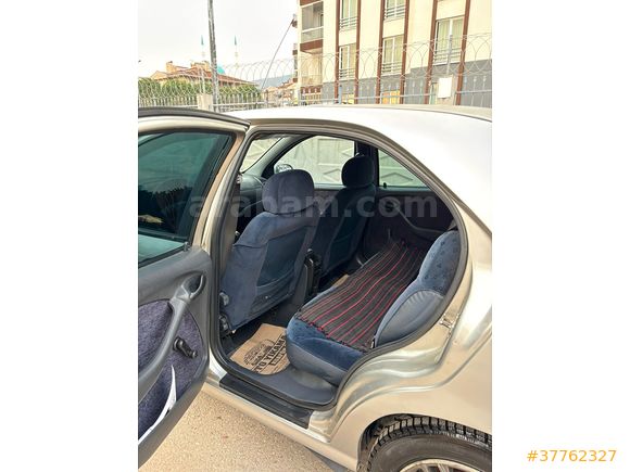 Öğrenciden Klimalı Fiat Brava 1.6 ELX 2001 