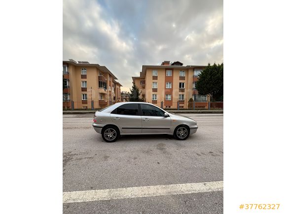 Öğrenciden Klimalı Fiat Brava 1.6 ELX 2001 