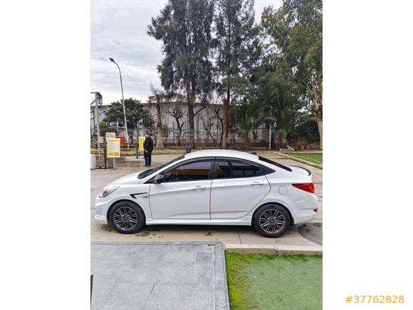 Sahibinden Hyundai Accent Blue 1.6 CRDI Mode Plus 2015 Model