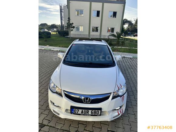 Memurdan Honda Civic 1.6 Elegance 2008 Model  Otomatik Beyaz