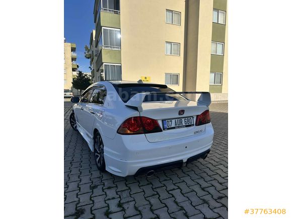 Memurdan Honda Civic 1.6 Elegance 2008 Model  Otomatik Beyaz