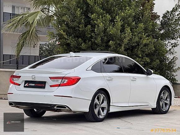 BOYASIZ 2021 HONDA ACCORD 1.5 VTEC EXECUTIVE+ 190 HP CVT
