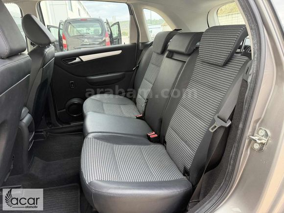 SERVİS BAKIMLI MERCEDES B 150