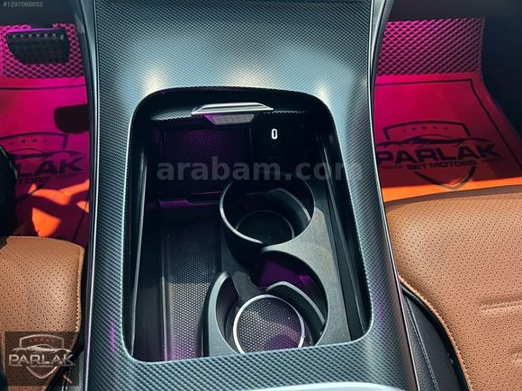 SET MOTORS 2023 GLC 220d AMG 4MATİC