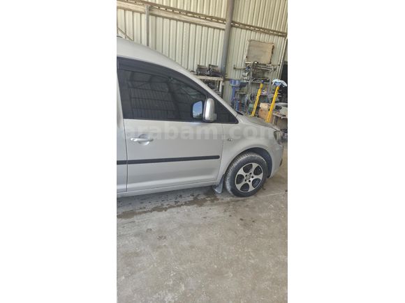 Sahibinden Volkswagen Caddy 1.6 TDI Trendline 2011 Model