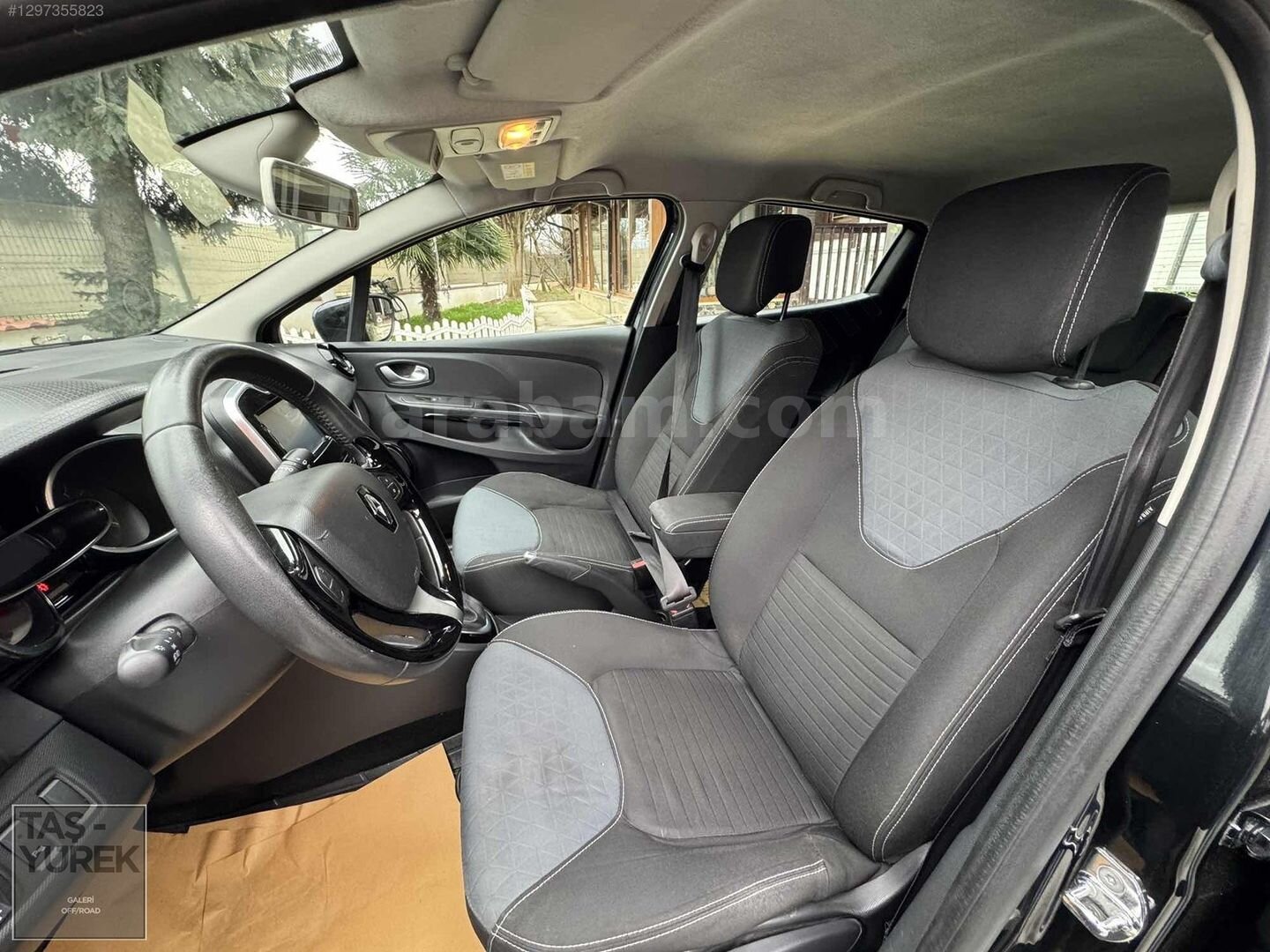 Galeriden Renault Clio 1.5 dCi Icon 2015 Model Düzce 151.000 km Siyah 6